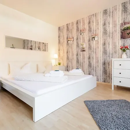 City Freiburg Wiehre Apartment